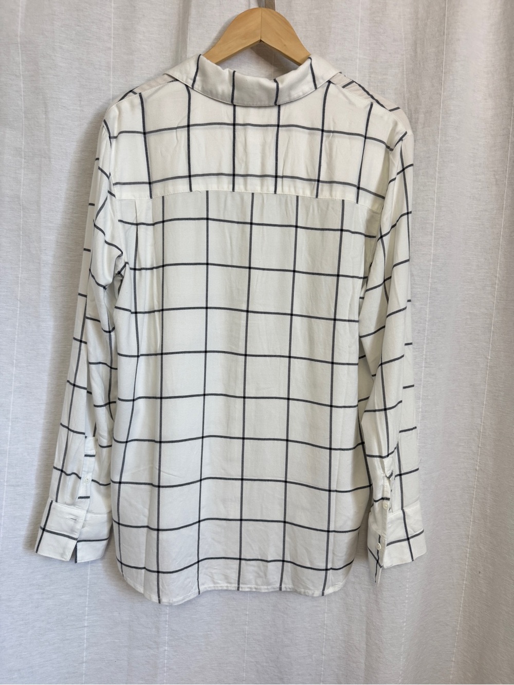 Treasure & Bond White Shirt with Black Windowpane Grid - Picture 3 of 7